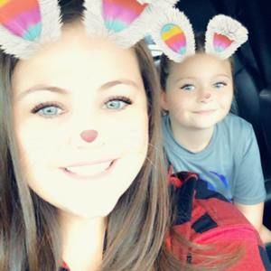 Meet your Posher, Nicole